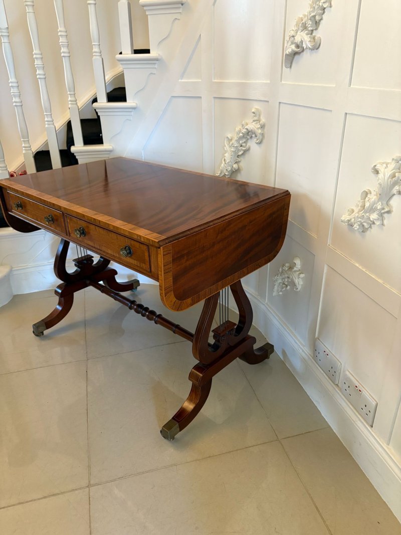 Fine Quality Antique Edwardian Figured Mahogany Free Standing Sofa/Side Table - Image 6